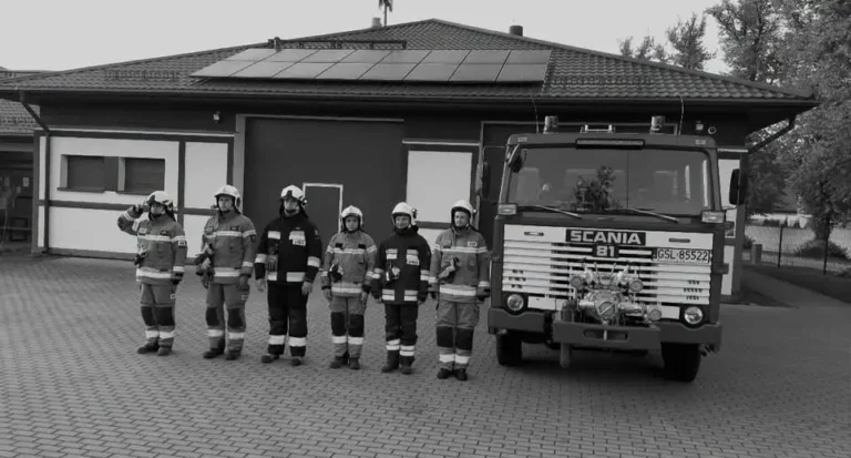 Hołd dla strażaków z Niska. OSP Krępa Słupska oddała cześć poległym druhom