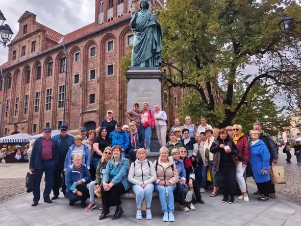 Seniorzy z gminy Główczyce odkrywali Toruń w drugiej wyprawie „Śladami Kopernika”