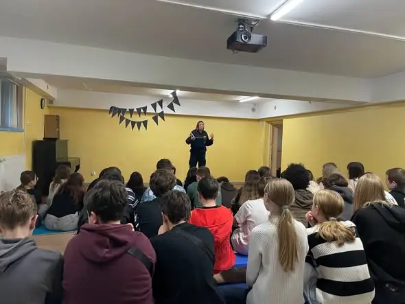 Uczniowie klas VII ze Słupska poznali odpowiedzialność prawną nieletnich