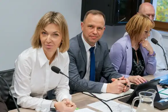 Kobylnica: radni debatowali o budżecie, podatkach i przejęciu drogi krajowej